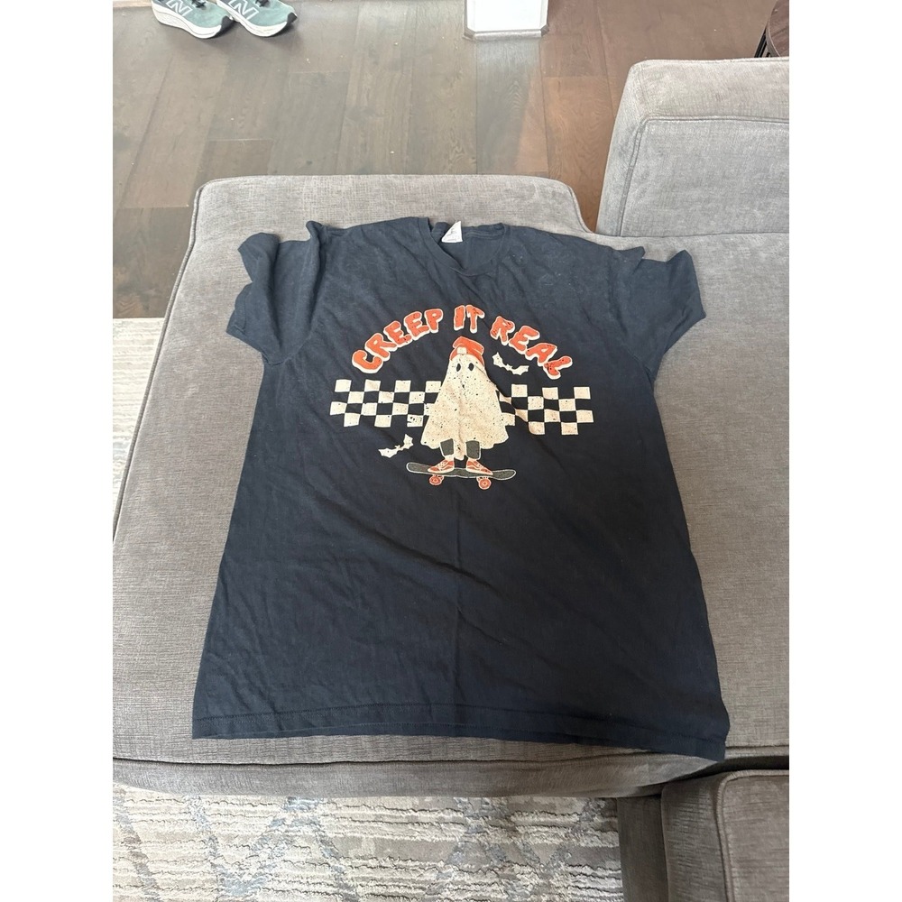 Comfort Colors Creep It Real Skater Ghost Halloween graphic t-shirt men's large